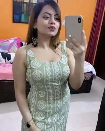 Call Girl in Sirauli Gauspur